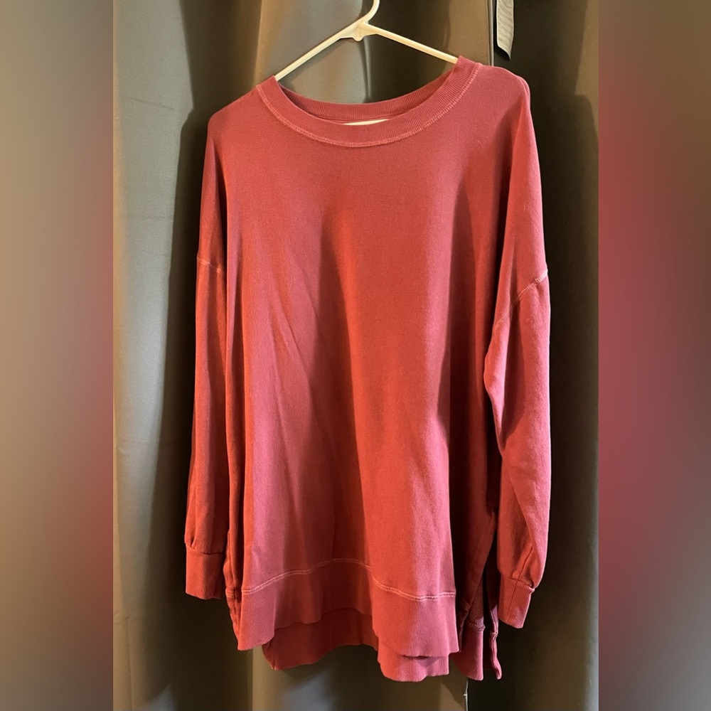 Old Navy Ladies Crewneck Sweater (Long) - Large